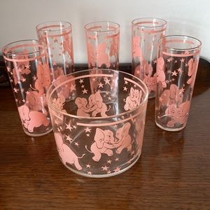 08:12 Vintage Hazel Atlas Glass Co. Pink Elephants Bar Set